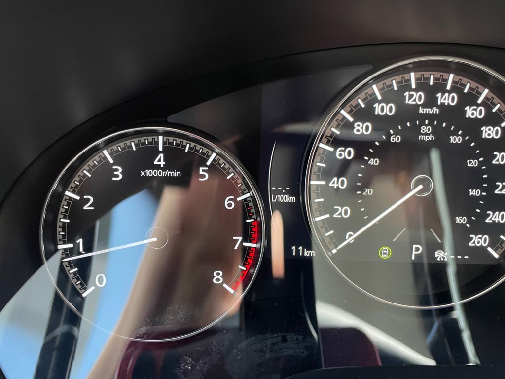 2025 Mazda CX-30 2.5 S Preferred photo 2