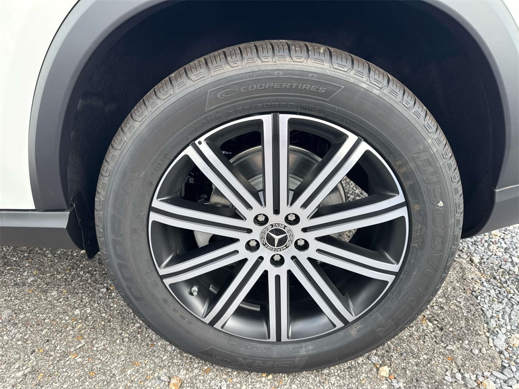 2025 Mercedes Benz GLE 350 4MATIC photo 3