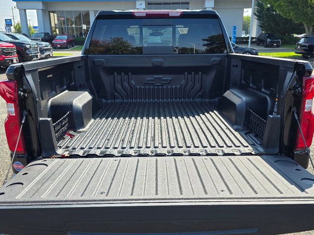 2026 Chevrolet Silverado 1500 RST photo 4