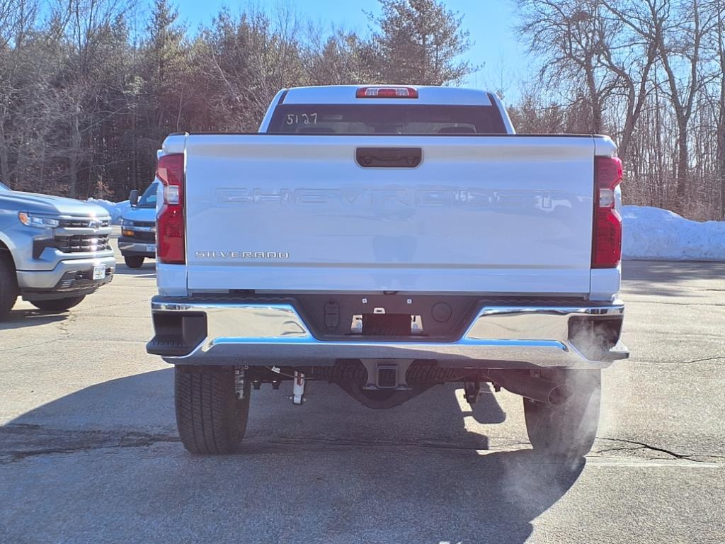 2025 Chevrolet Silverado 3500HD photo 5