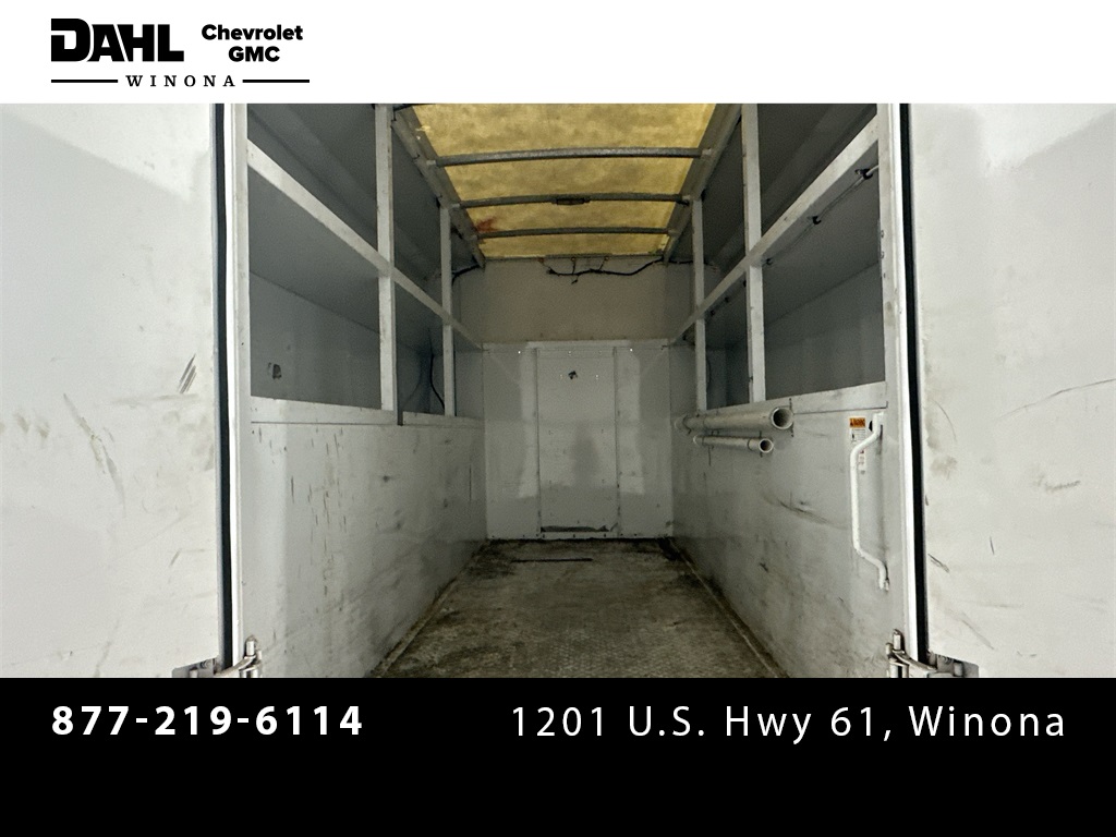 2019 Chevrolet Express Cutaway Work Van photo 19