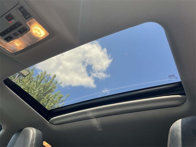 2016 Toyota Highlander Limited photo 13