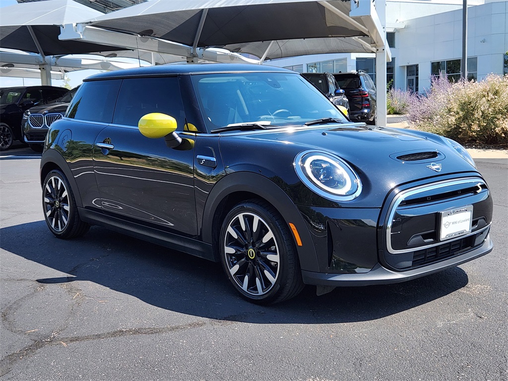 2024 Mini Cooper 2 Door Hardtop SE photo 4