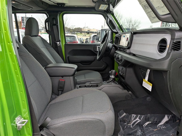 2025 Jeep Wrangler Sport photo 24