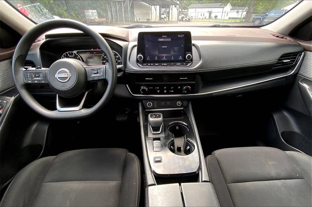 2023 Nissan Rogue S photo 14