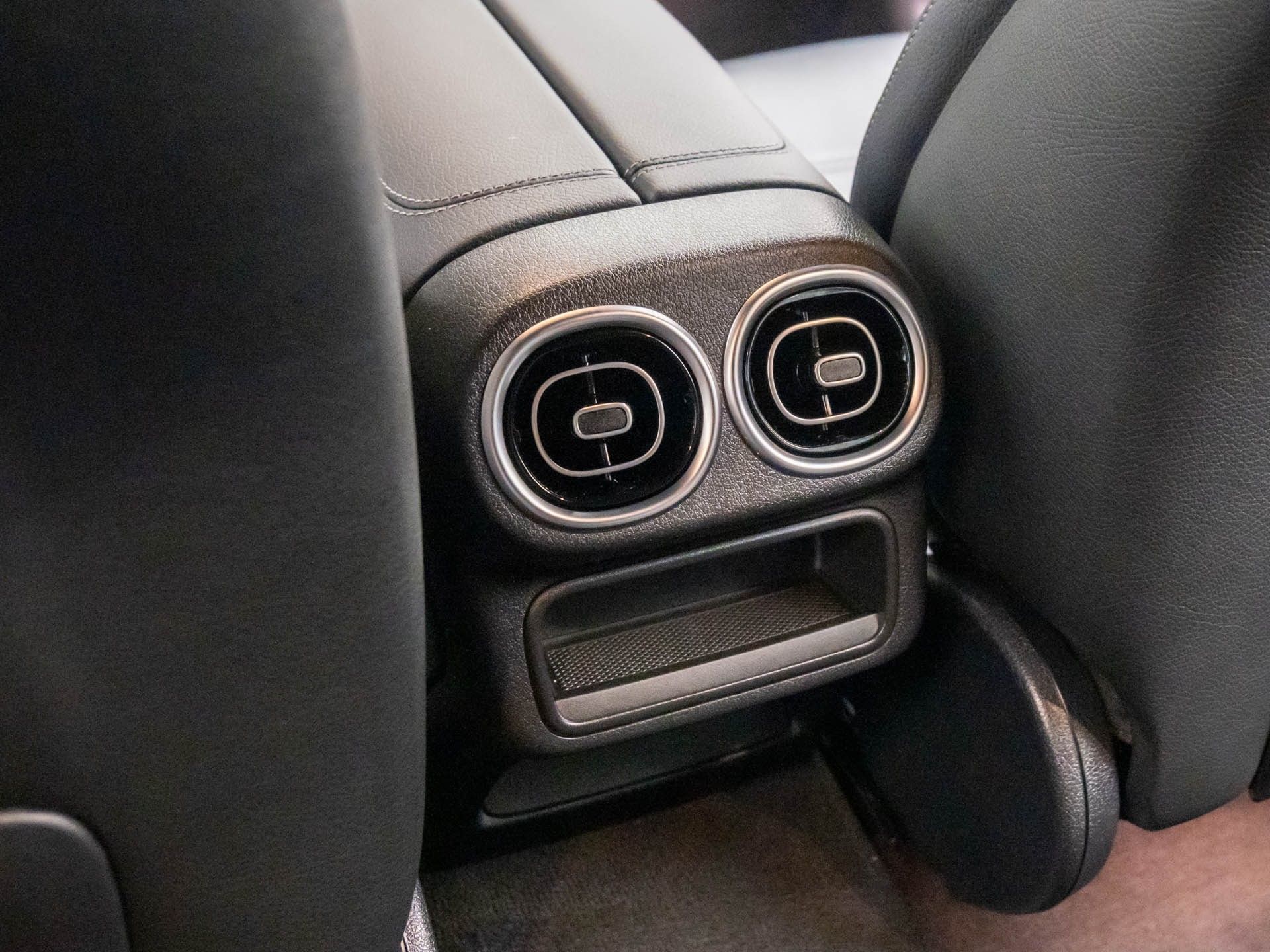 2025 Mercedes Benz GLC 300 4MATIC photo 16