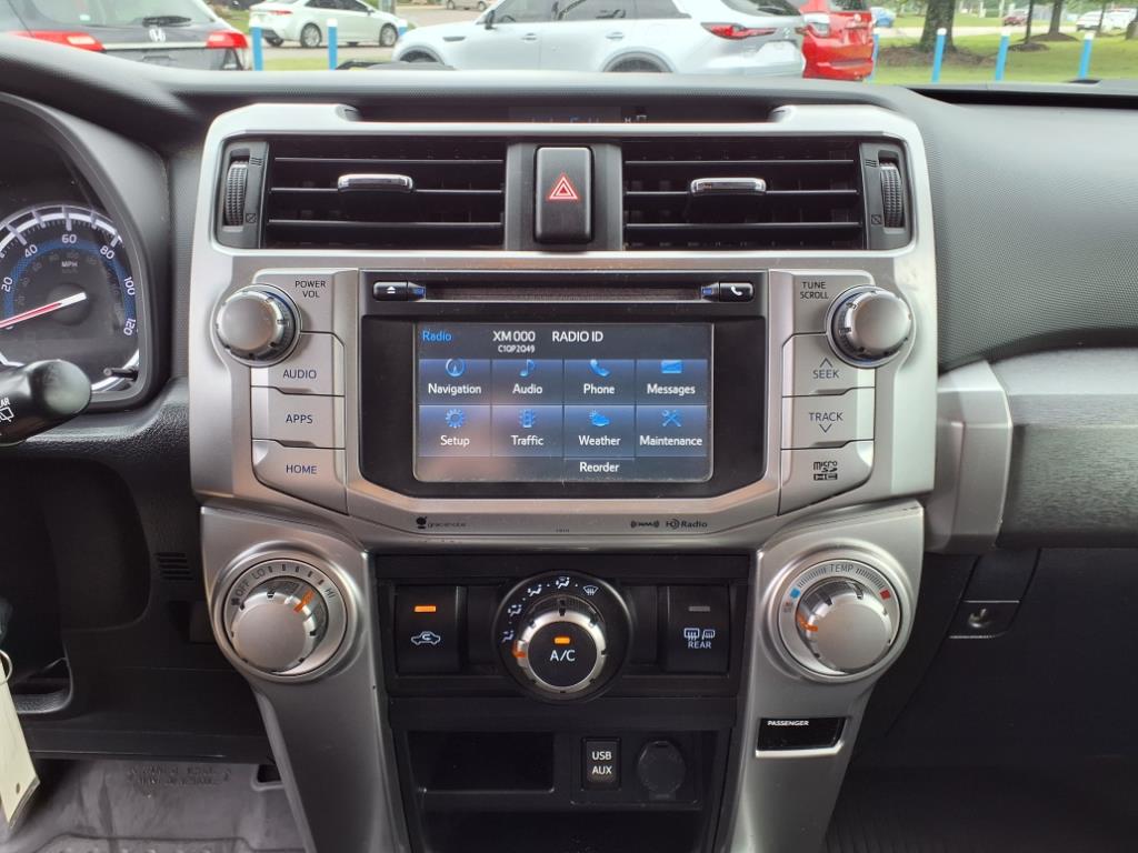 2019 Toyota 4Runner SR5 Premium photo 11