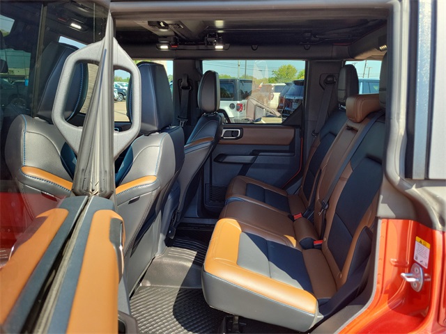 2024 Ford Bronco Outer Banks photo 10