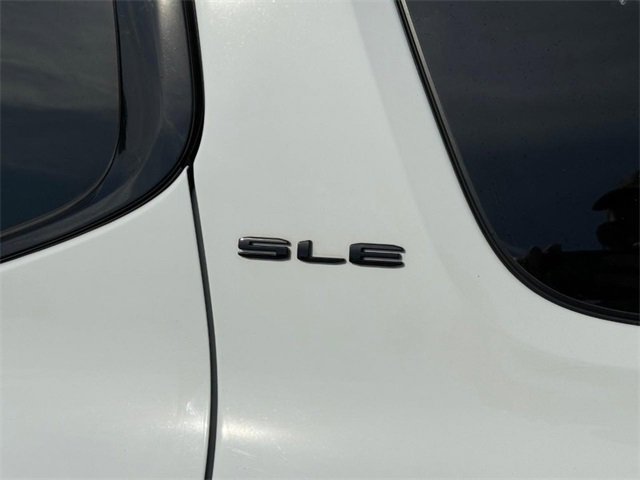 2023 Gmc Acadia SLE photo 4