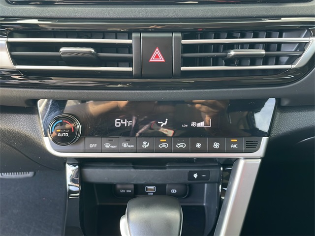 2022 Kia Seltos SX photo 22