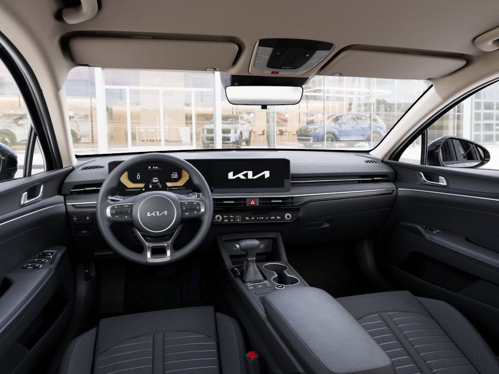 2026 Kia K5 LXS photo 11