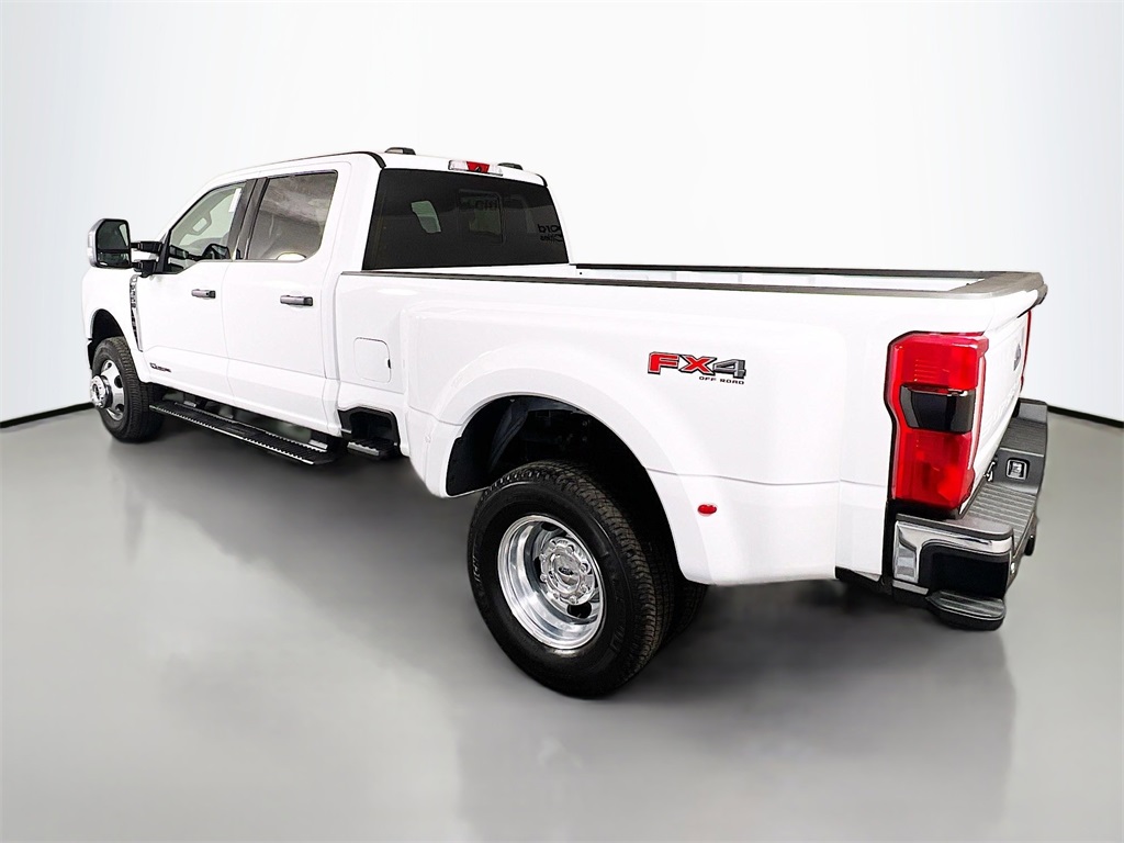 2025 Ford F-350 XLT photo 11