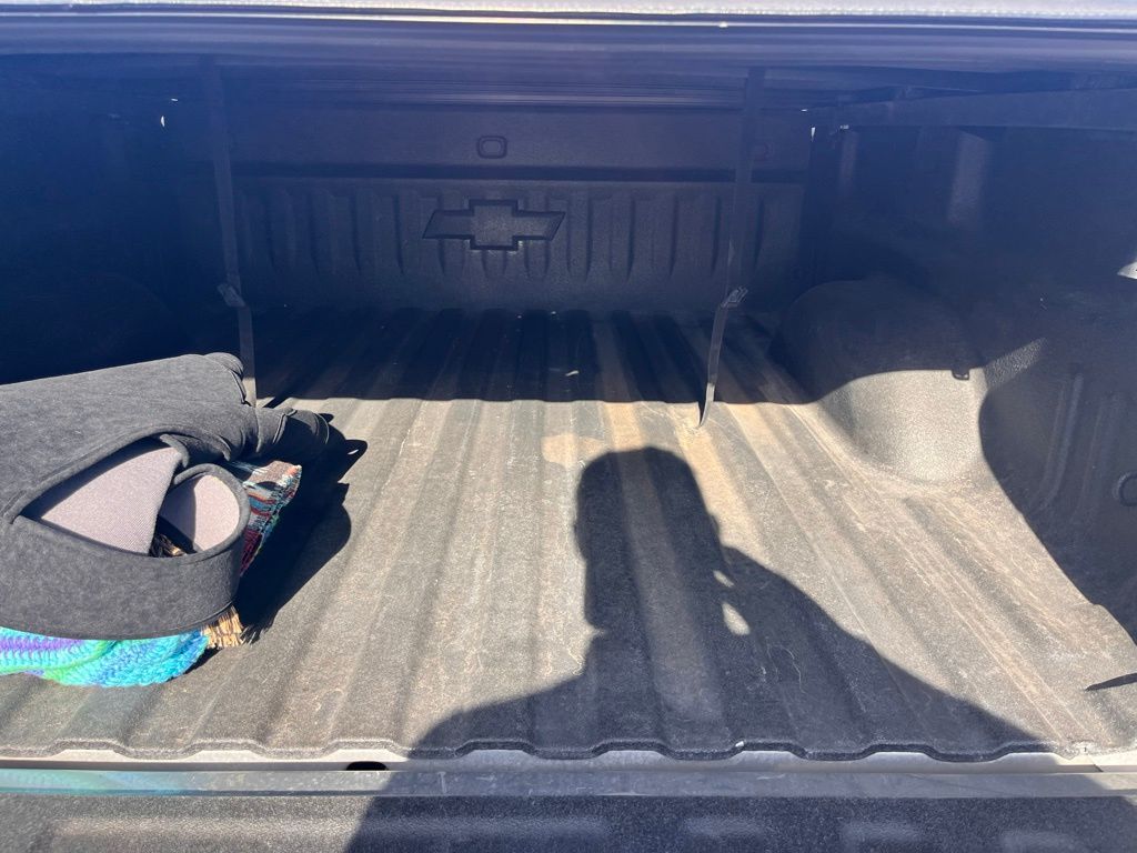 2018 Chevrolet Silverado 1500 LT photo 5