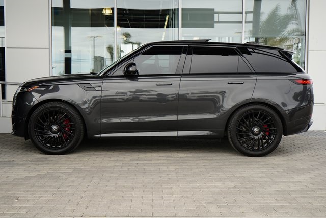 2024 Land Rover Range Rover Sport P400 Dynamic SE photo 4