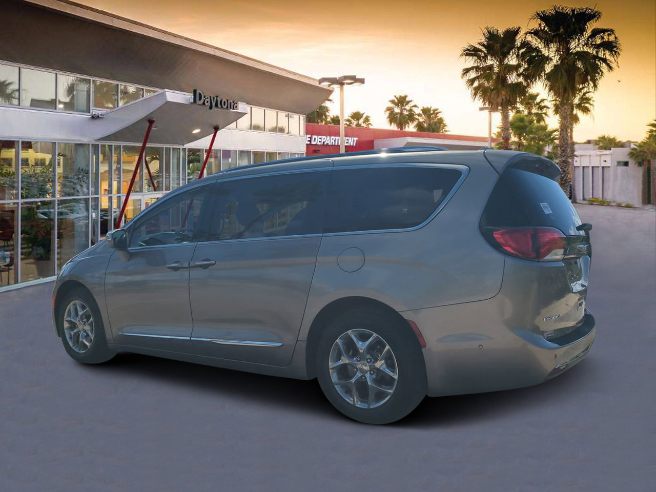 2017 Chrysler Pacifica Limited photo 4