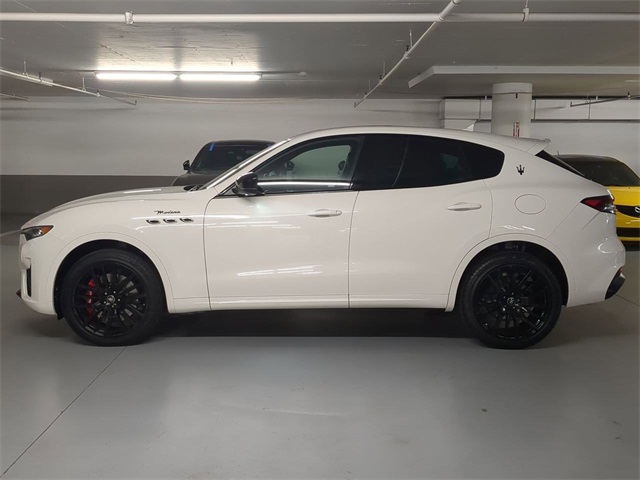 2024 Maserati Levante Modena photo 4