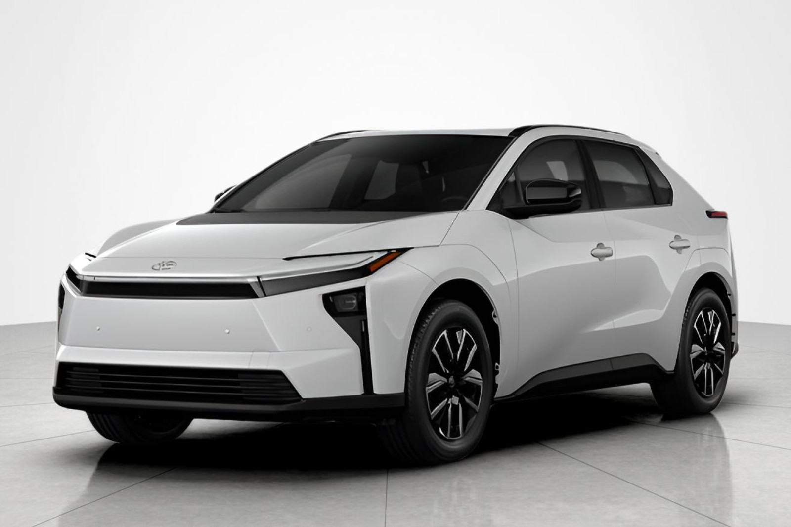 2026 Toyota bZ XLE's photo