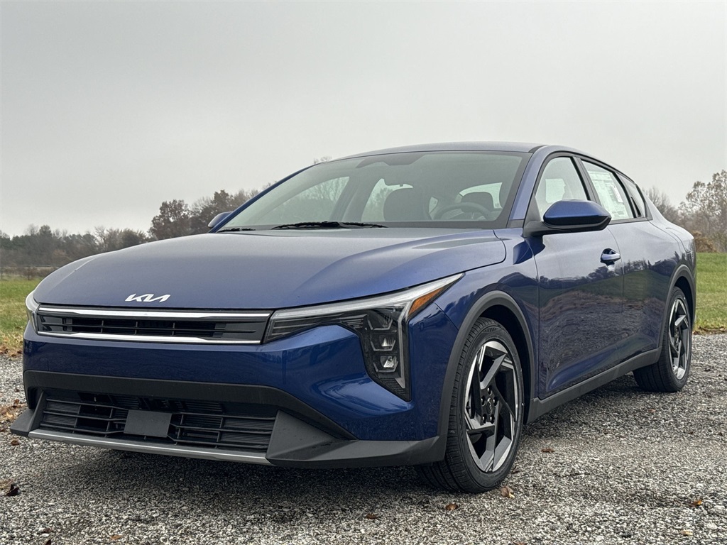 2025 Kia K4 EX's photo