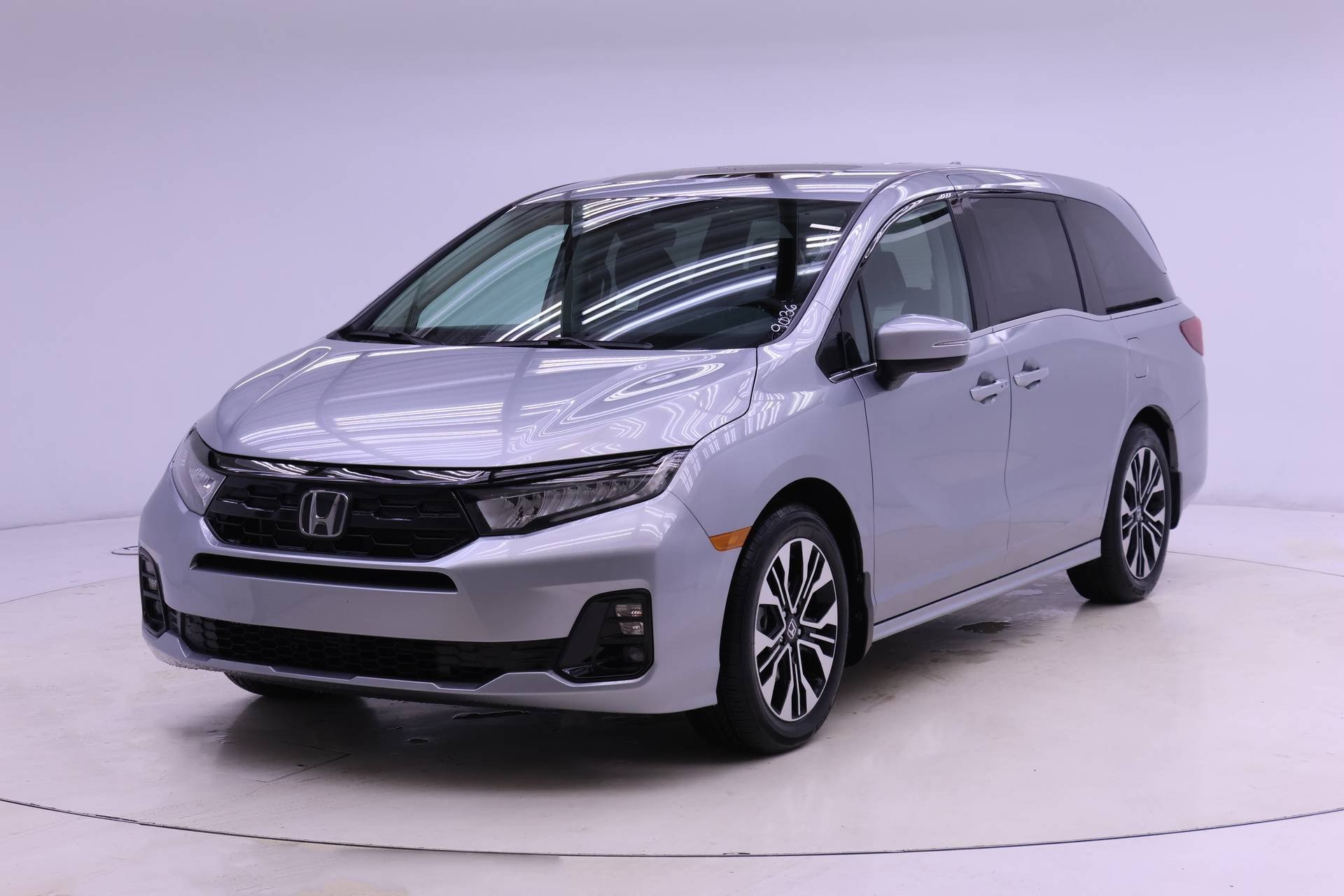 2026 Honda Odyssey Elite's photo