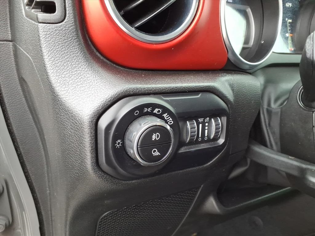 2022 Jeep Gladiator Rubicon photo 15