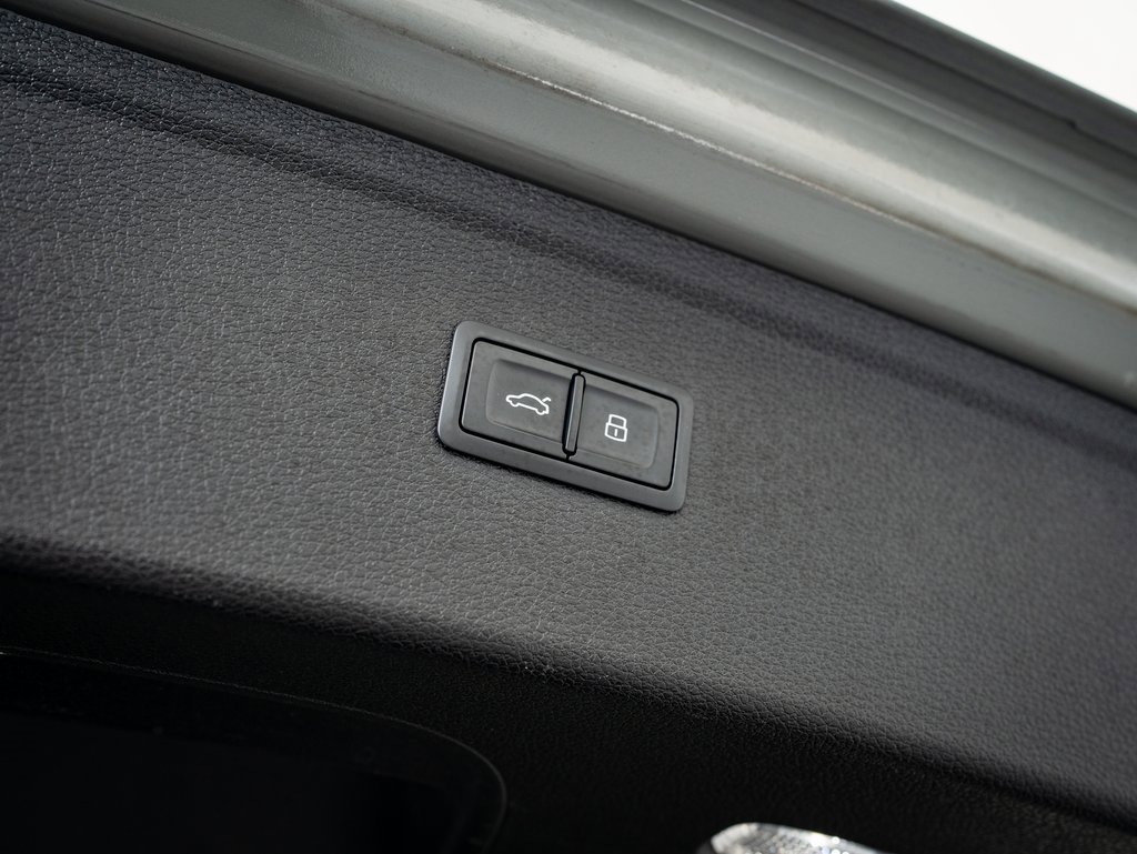 2019 Audi SQ5 Premium Plus photo 18