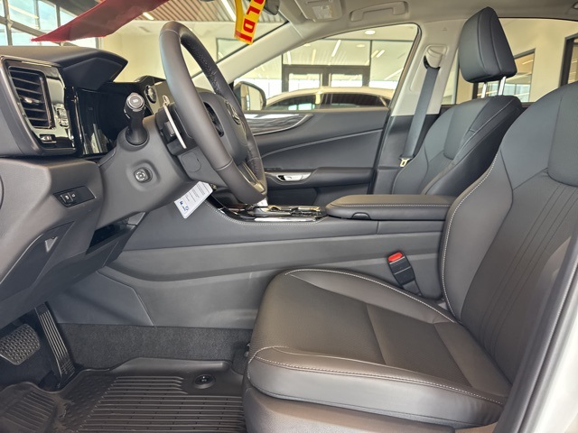 2026 Lexus NX 350h Premium AWD photo 13