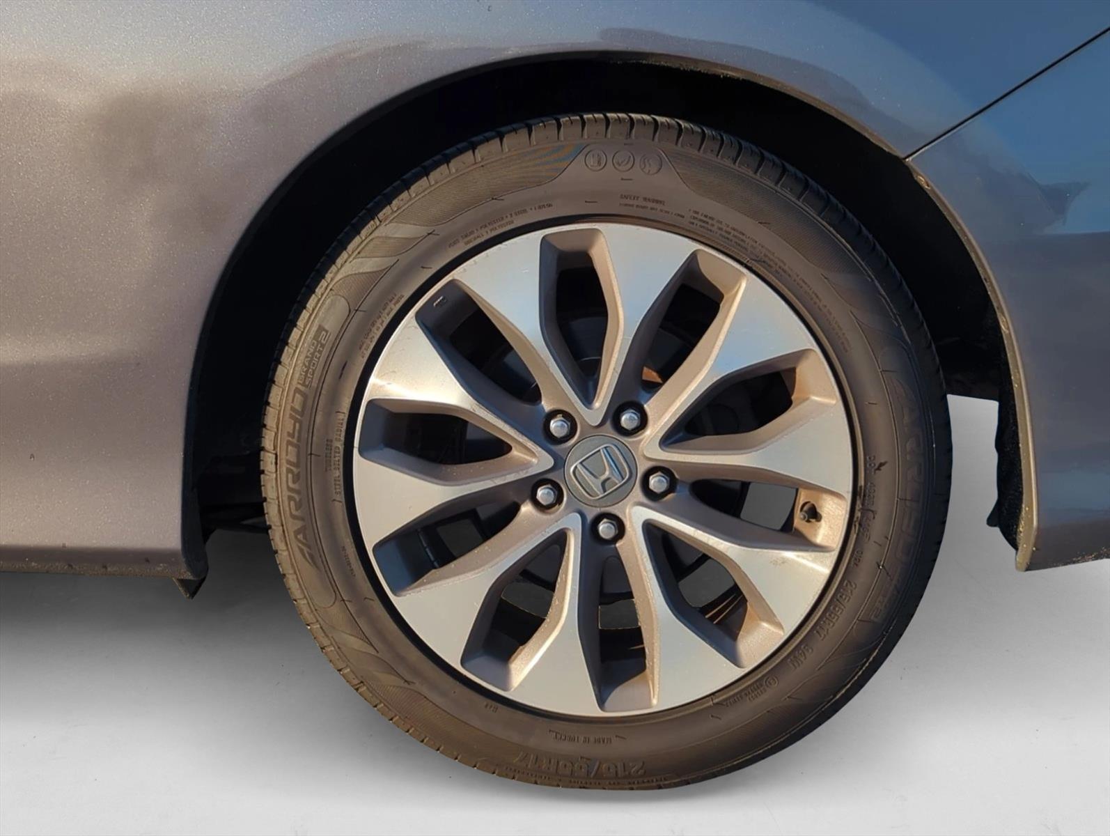 2014 Honda Accord EX-L photo 4