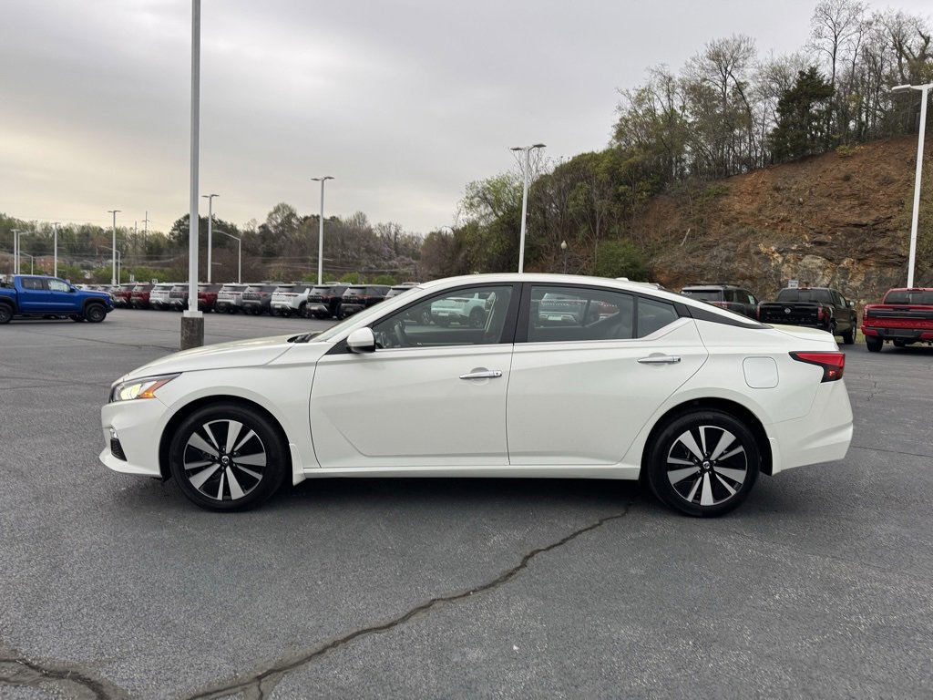 2022 Nissan Altima 2.5 SV photo 4