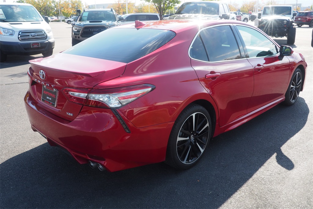 2019 Toyota Camry XSE photo 5