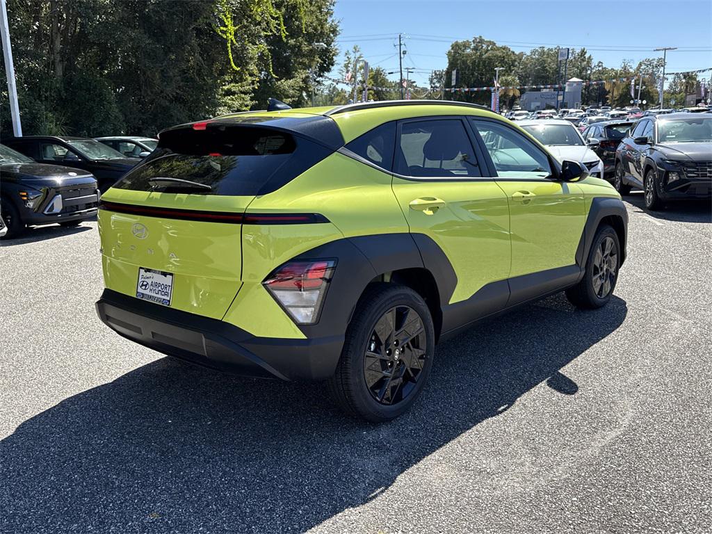 2026 Hyundai Kona SEL photo 2