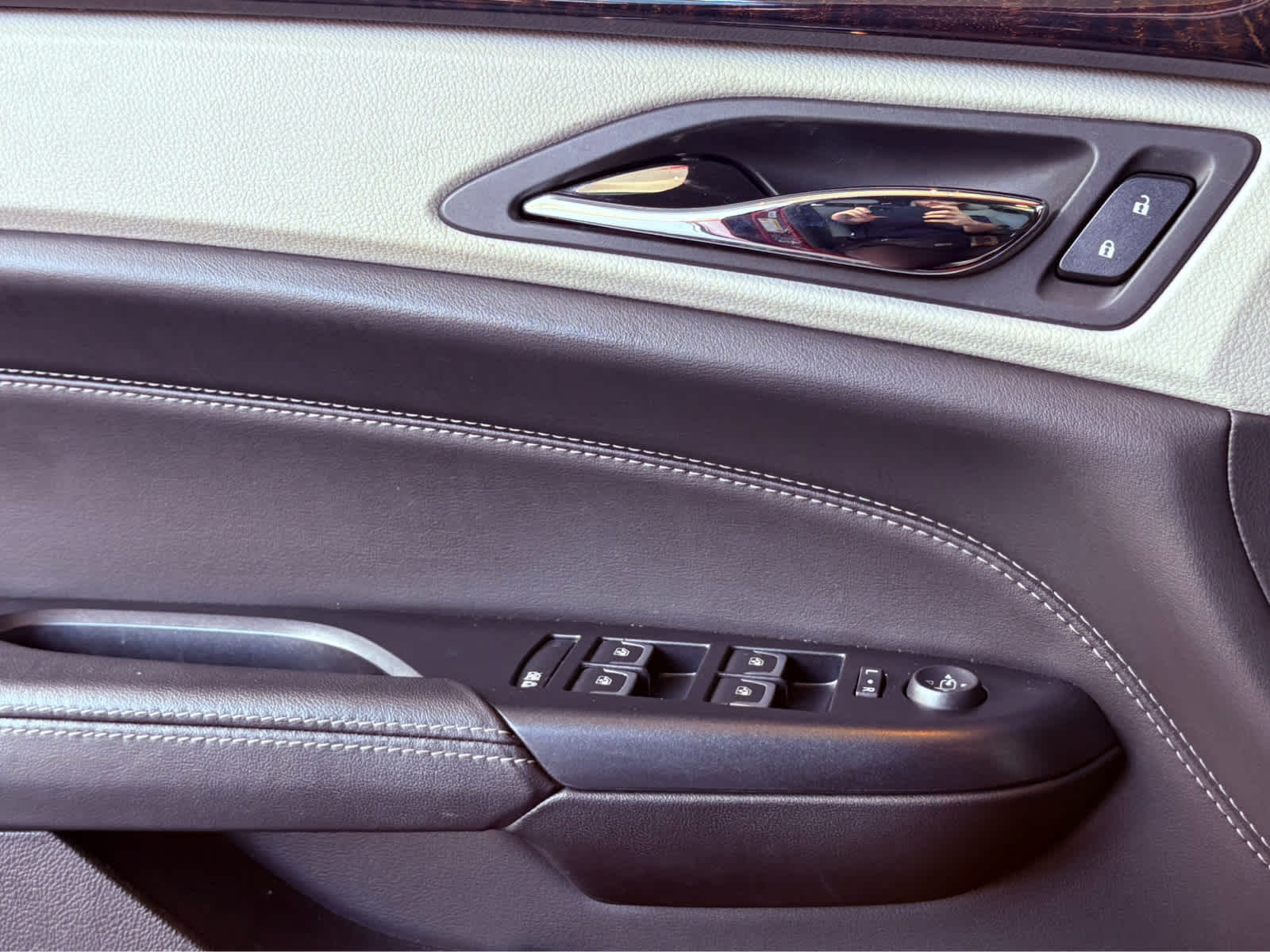 2015 Cadillac SRX Luxury photo 18