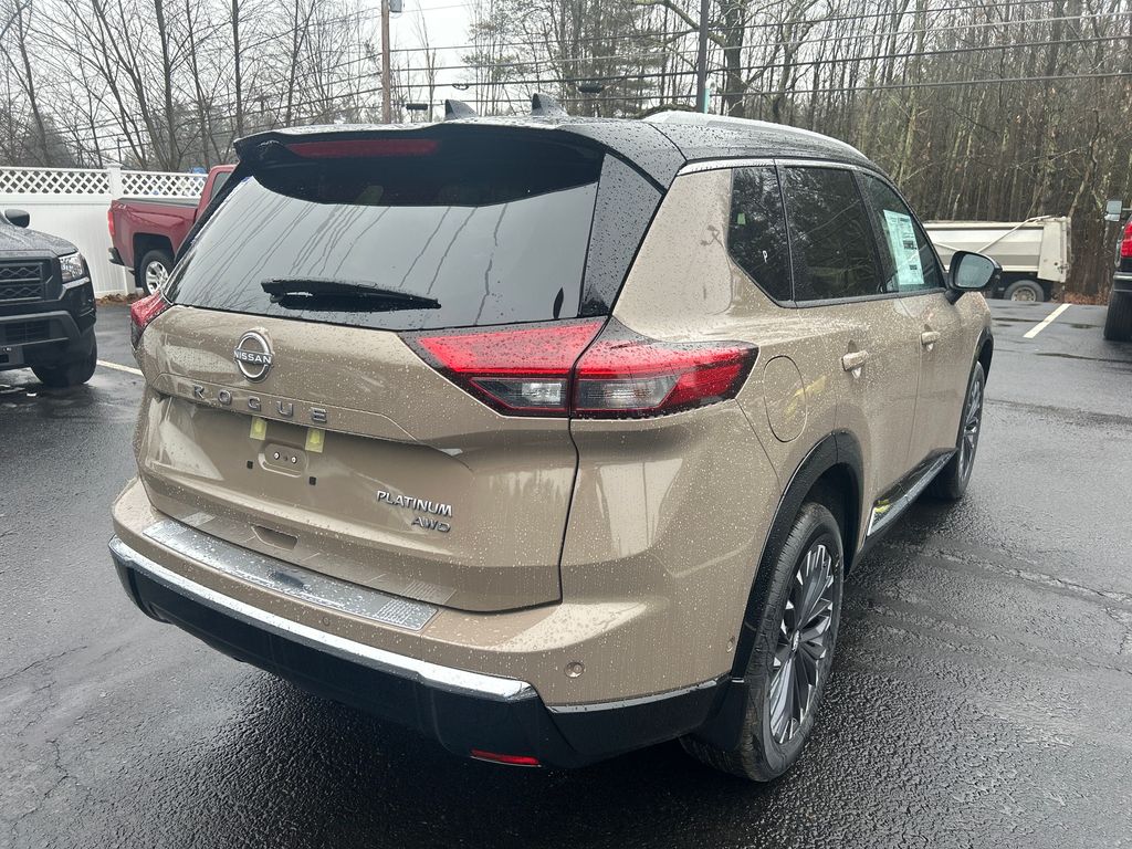 2025 Nissan Rogue Platinum photo 10