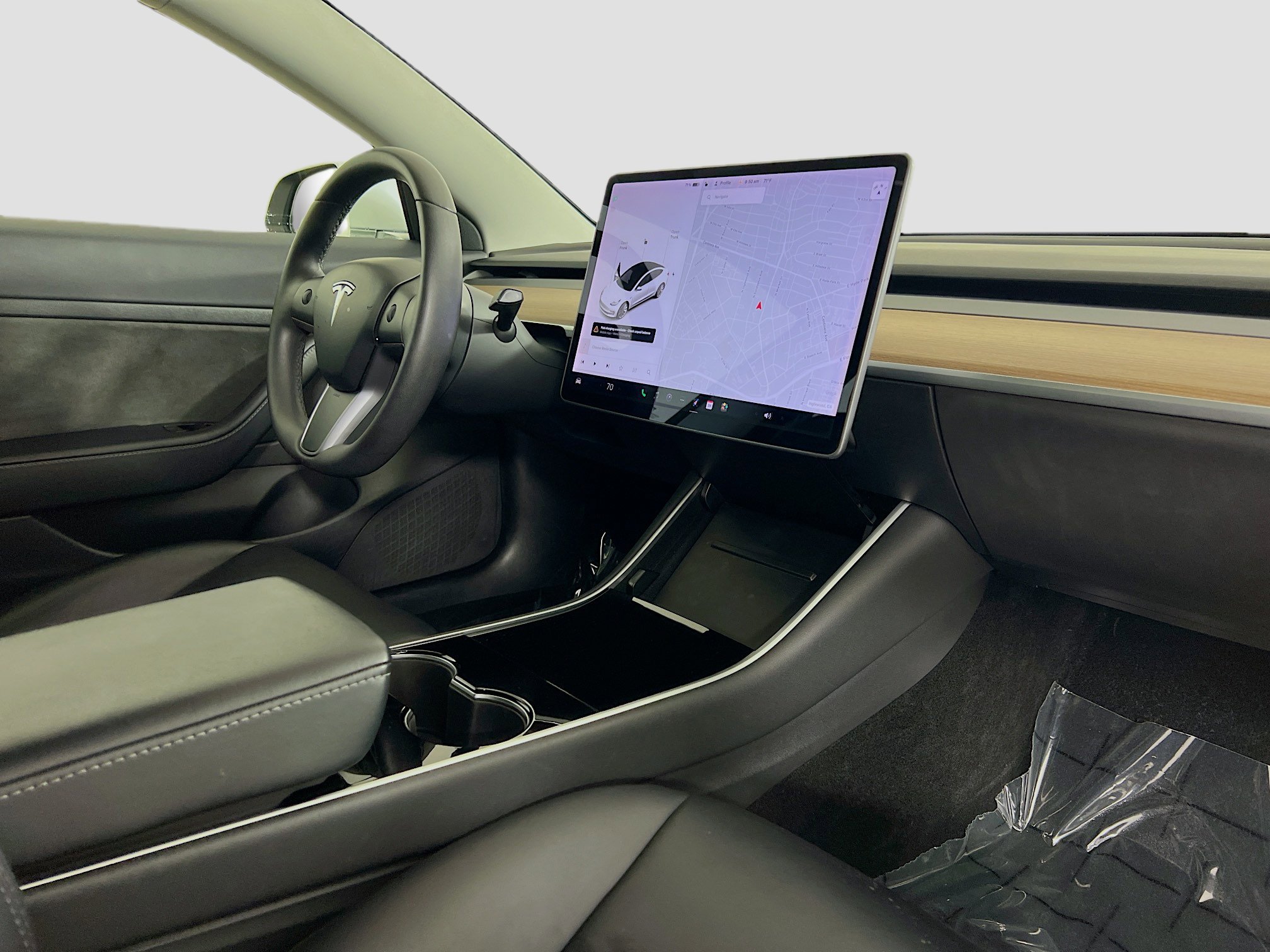 2020 Tesla Model 3 Standard Range Plus photo 26