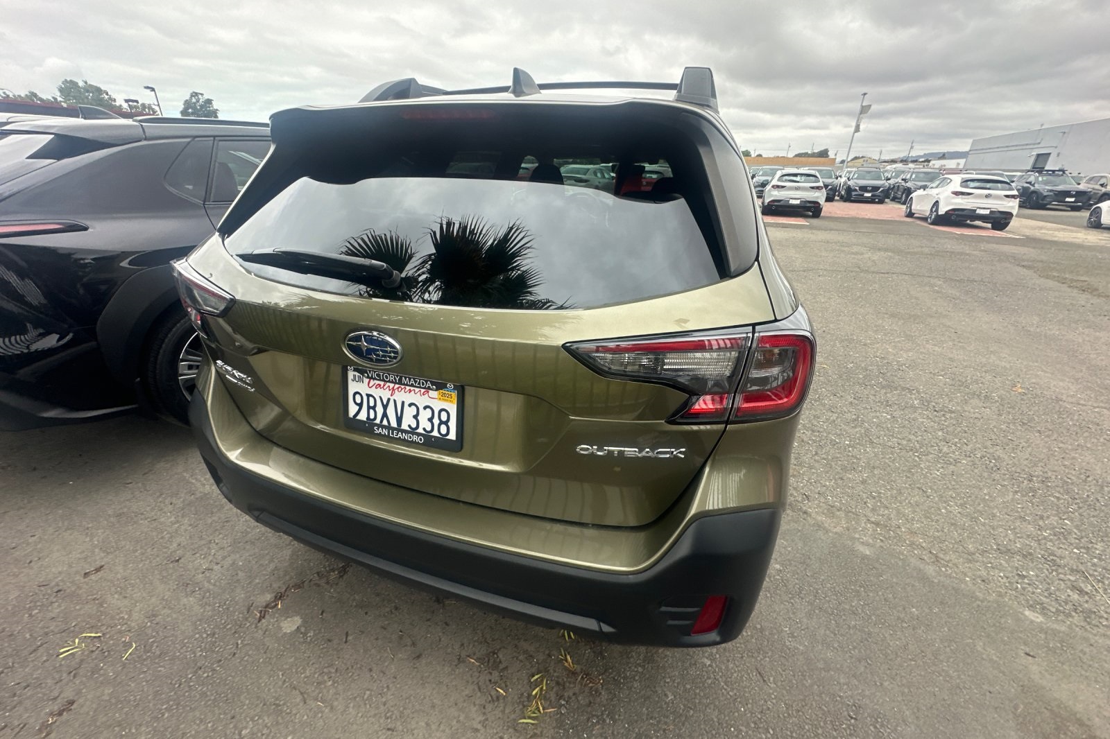 2022 Subaru Outback Premium photo 2