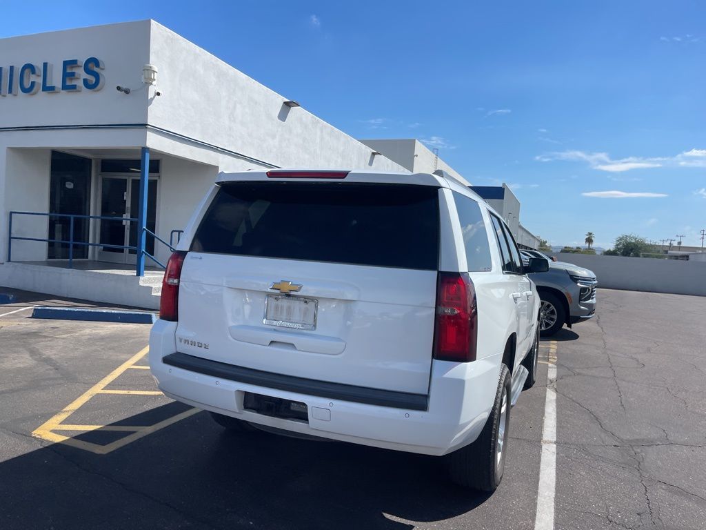 2017 Chevrolet Tahoe LS photo 11
