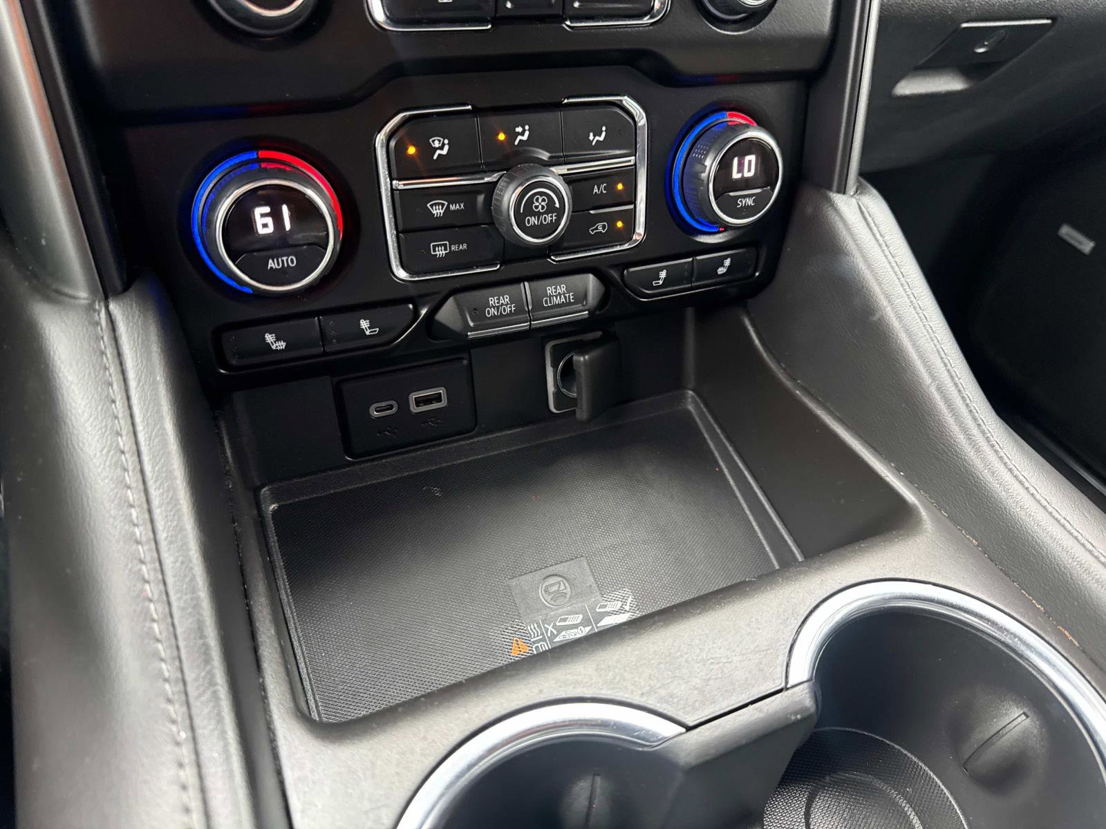 Used 2022 Summit White Chevrolet LT image 27