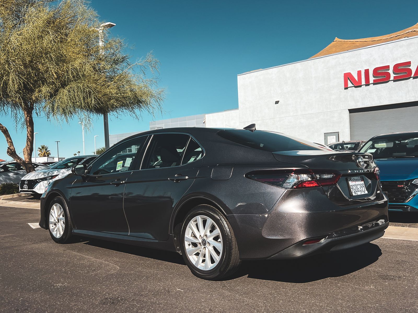 2023 Toyota Camry LE photo 3