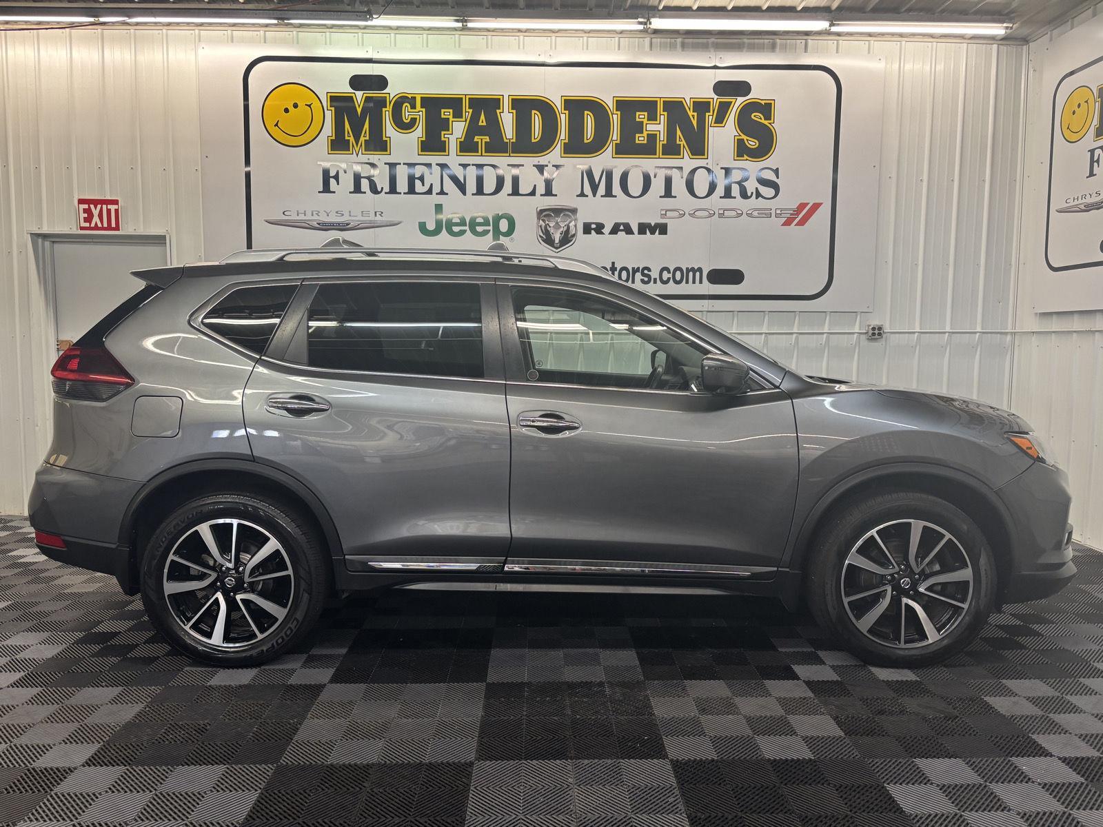 2020 Nissan Rogue SL's photo