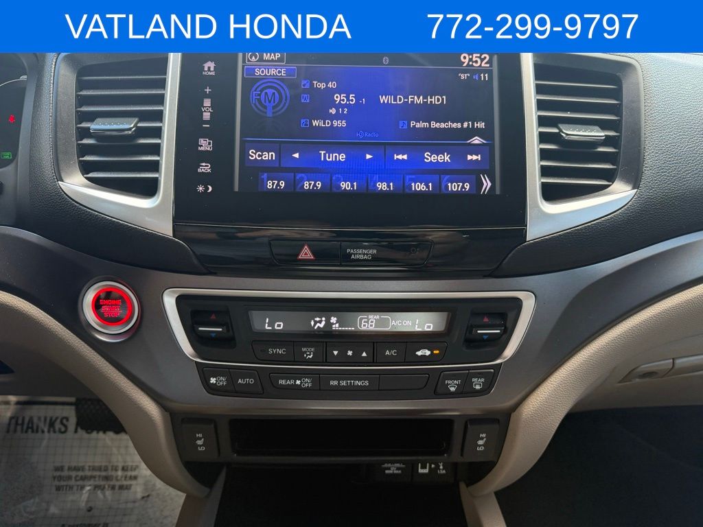 2019 Honda Ridgeline RTL-T photo 18