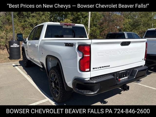 2025 Chevrolet Silverado 2500HD LT photo 2