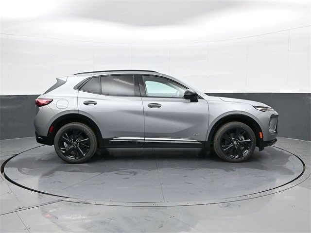 2025 Buick Envision Sport Touring photo 2