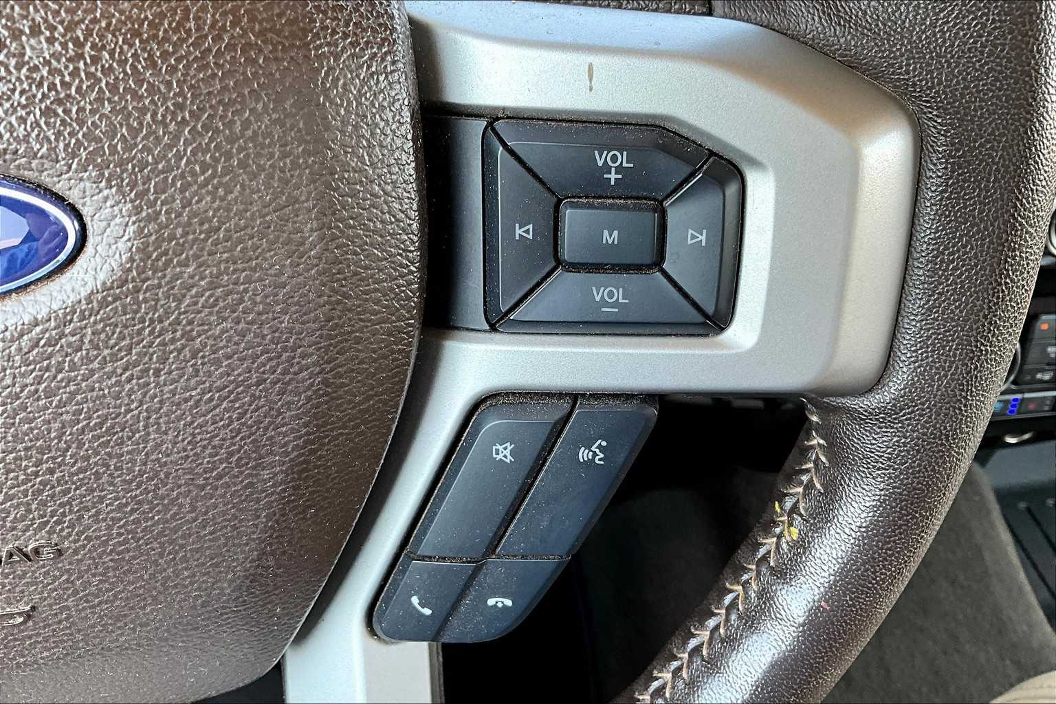 2019 Ford F-150 Lariat photo 20