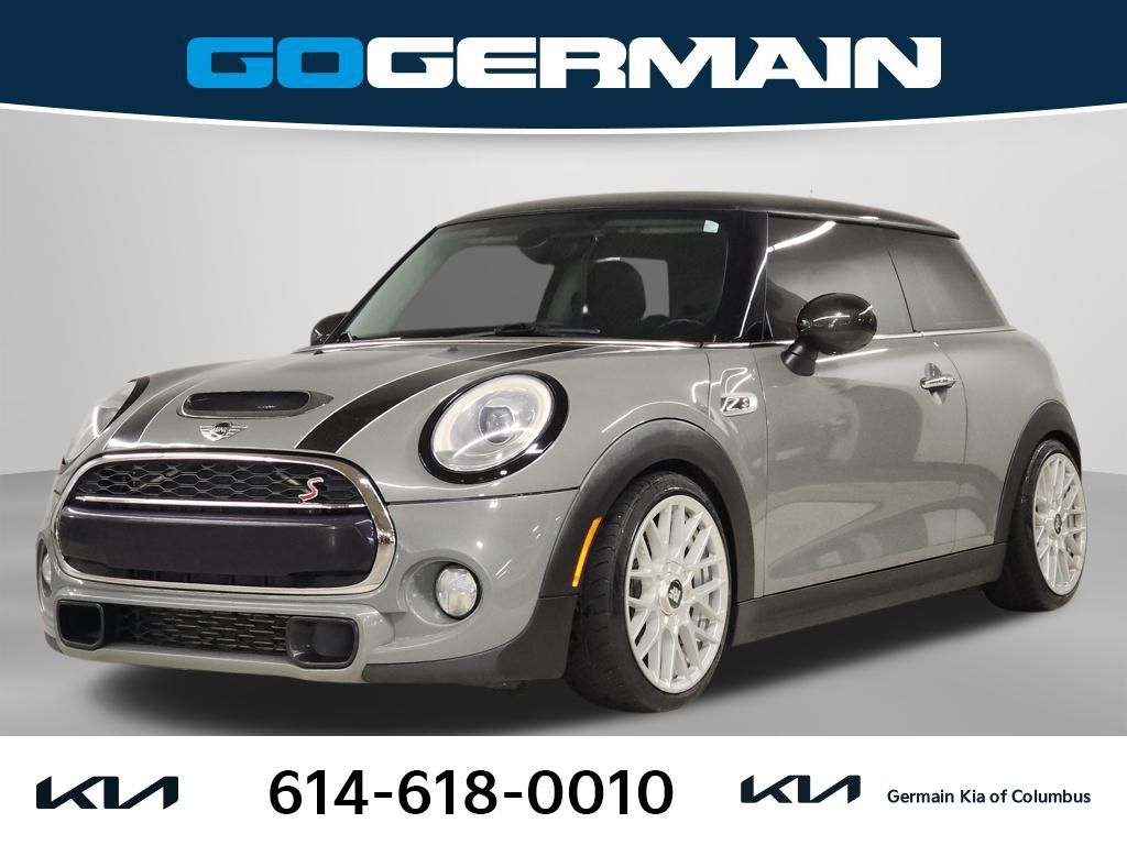 2015 MINI Cooper S's photo