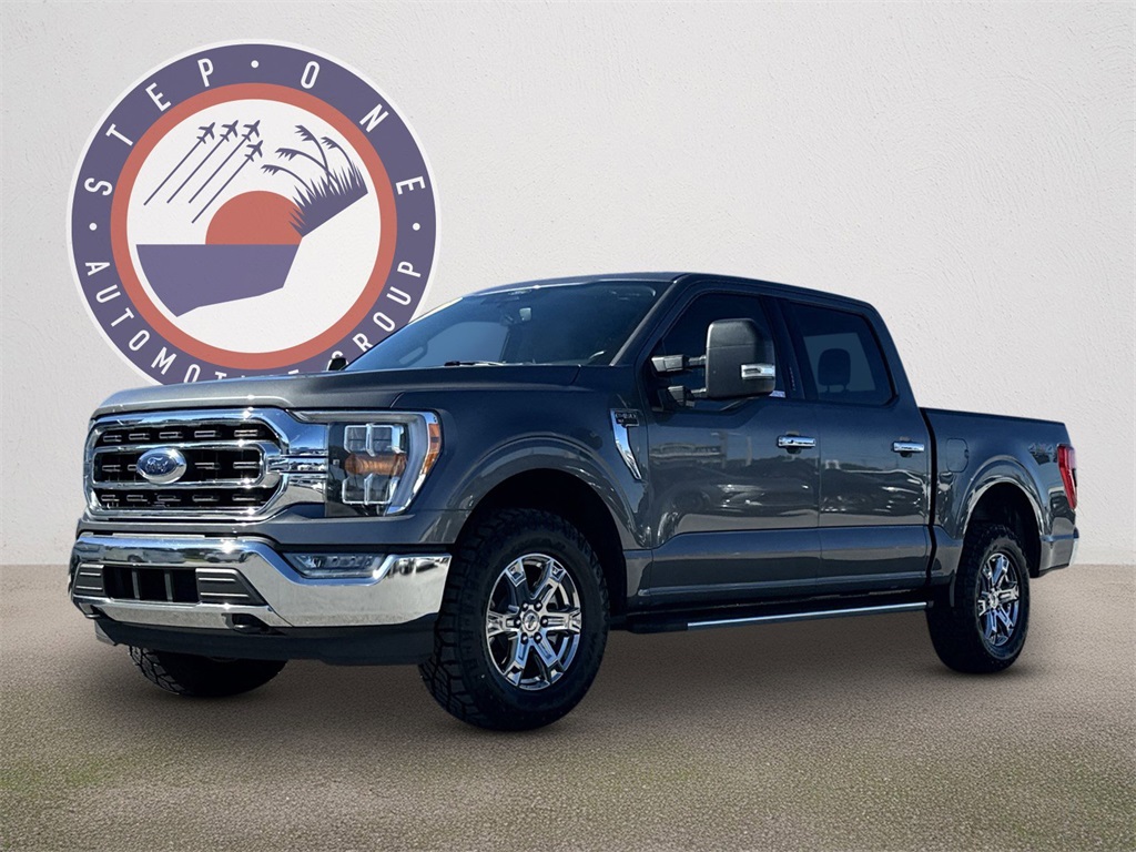 2022 Ford F-150 XLT photo 2
