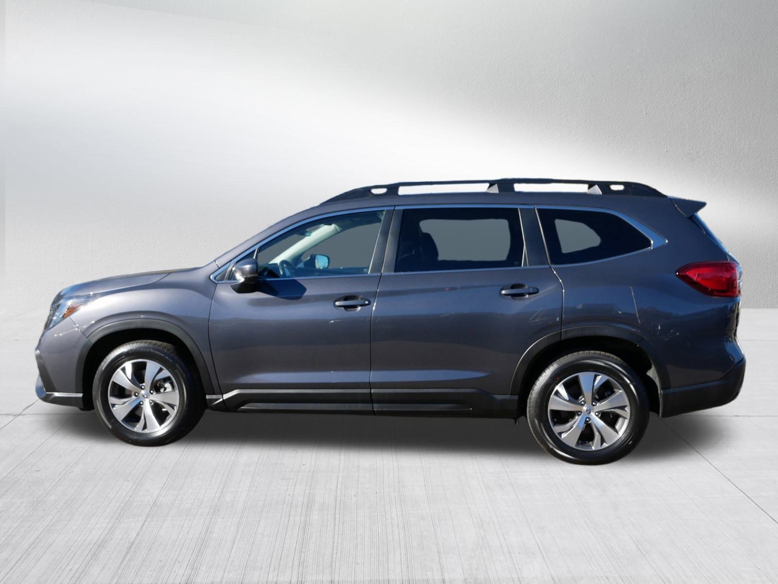 2024 Subaru Ascent Premium photo 4