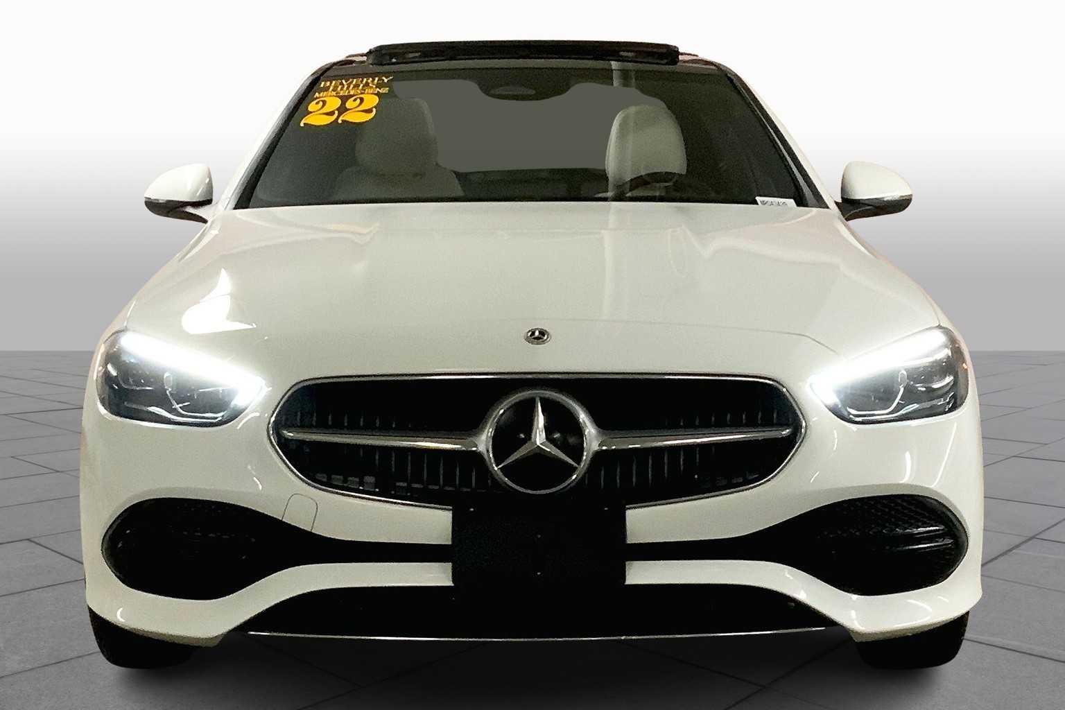 2022 Mercedes Benz C 300 photo 3