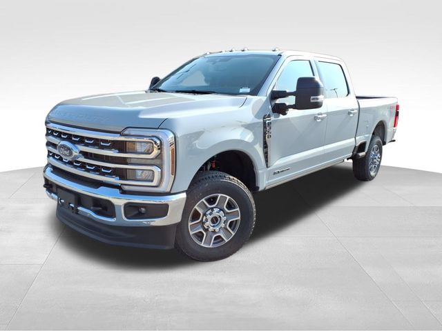 2025 Ford F-350 Lariat photo 2