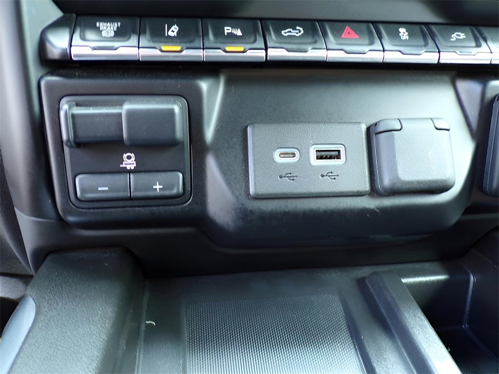 2022 Chevrolet Silverado 3500HD High Country photo 15