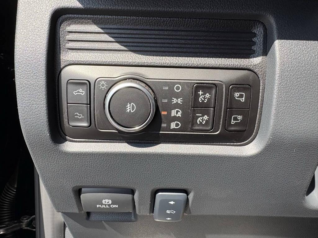 2026 Ford F-350 Platinum photo 16
