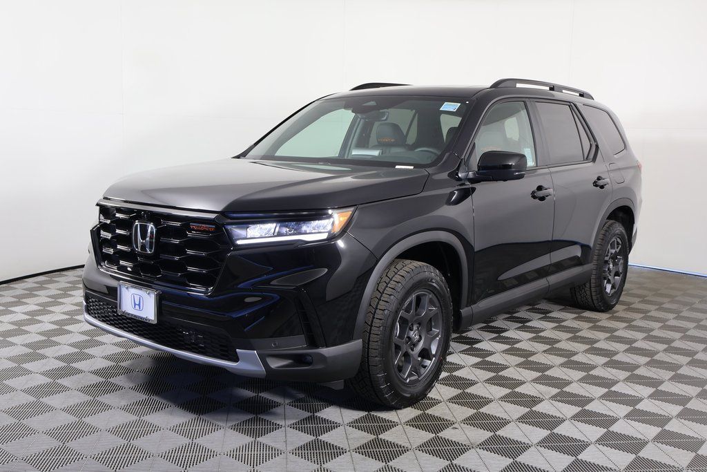 2025 Honda Pilot TrailSport's photo